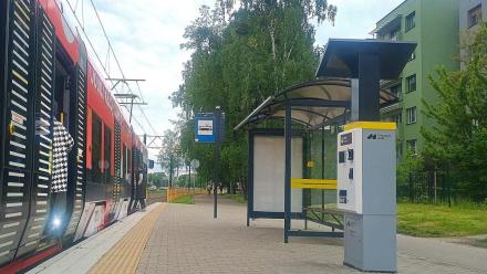 Kolejne solarne automaty włączone do systemu Transport GZM!