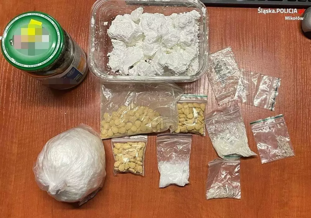 20-latkowie zatrzymani ze znaczną ilością narkotyków. Mieli amfetaminę i ecstasy! / fot. KPP Mikołów