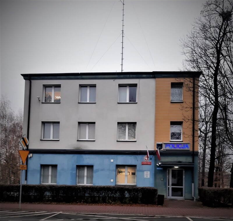 Dyżurny komisariatu w Łaziskach Górnych reanimował 30-letniego orzeszanina