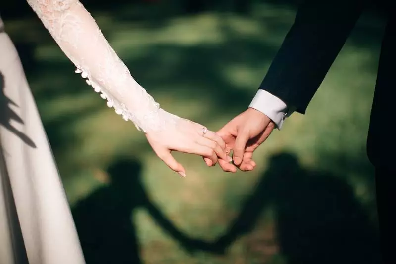 Jak się ubrać na wesele? 8 propozycji dla kobiet