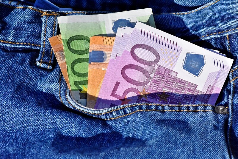 Kolejna okradziona seniorka. Złodziej przedstawił się jako elektryk!