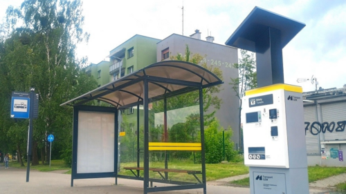 Pierwsze solarne biletomaty włączone do systemu Transport GZM. Docelowo będzie ich aż 132!