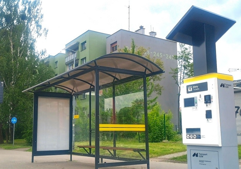 Pierwsze solarne biletomaty włączone do systemu Transport GZM. Docelowo będzie ich aż 132!