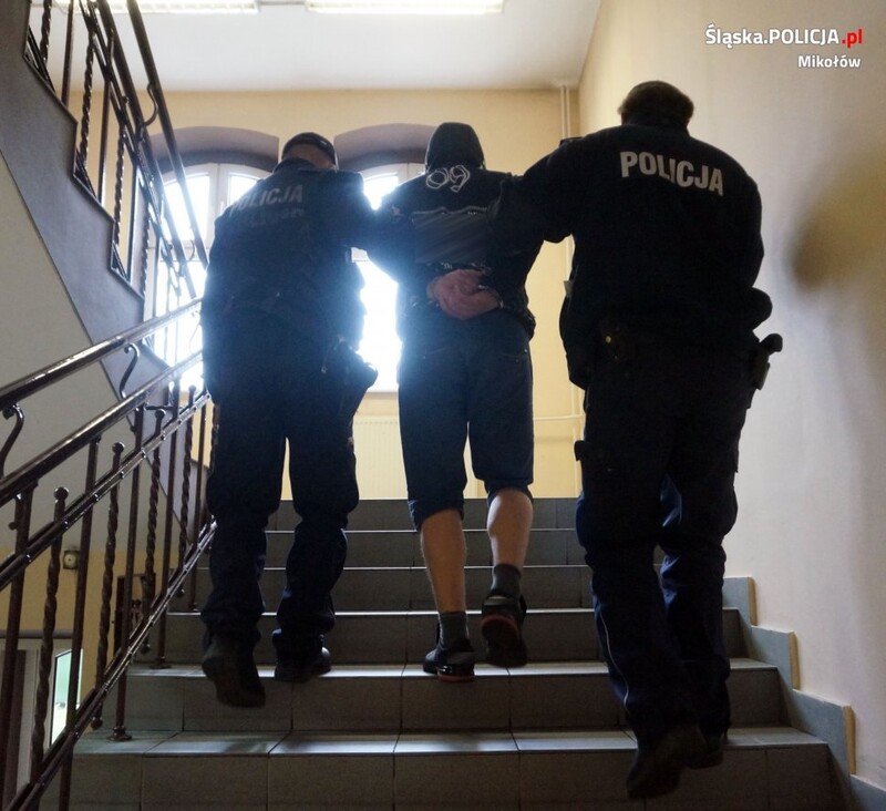 Pobili i okradli 16-latka. Sprawcy w rękach policjantów