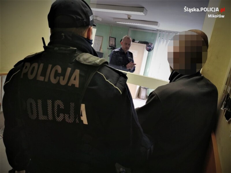 Ukradł telefon by oddać go za swoje długi